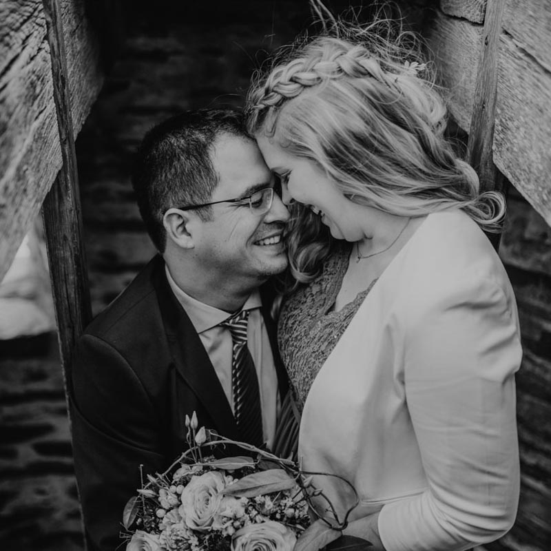hochzeitsfotograf-trauzimmer-burg-kastellaun-standesamt-hochzeit-hochzeitsbilder-rhein-hunsrück